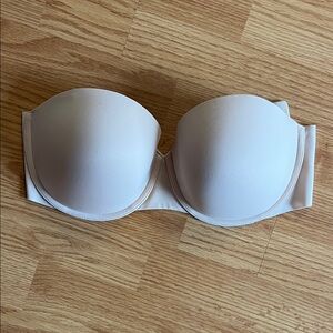Strapless Smooth T-Shirt Bra - Cream